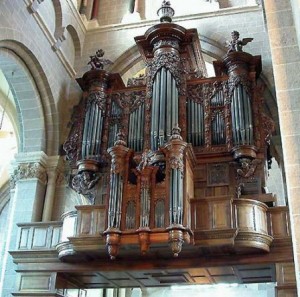 Orgue cathédrale du Puy en Velay