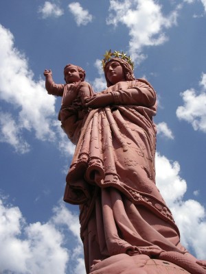 Statue Notre Dame de France au Puy en Velay